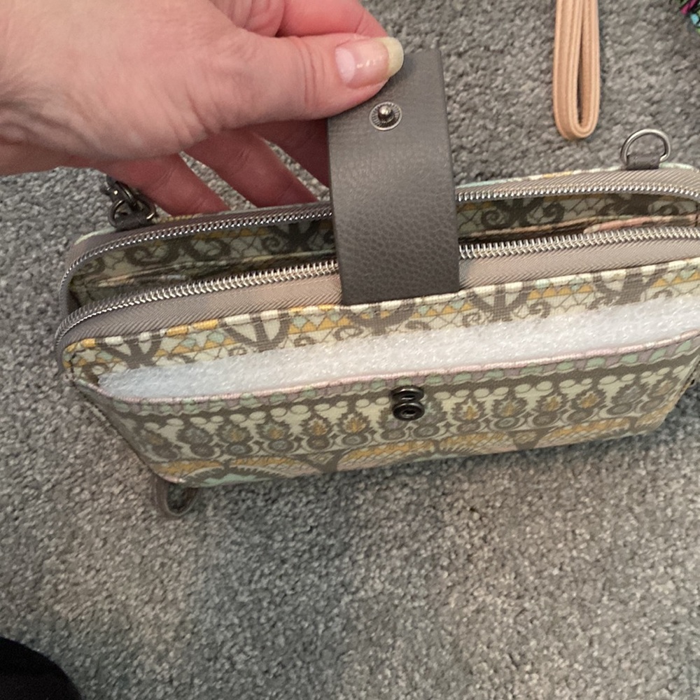 Assorted Wristlets And A Cosmetics Bag - image 5